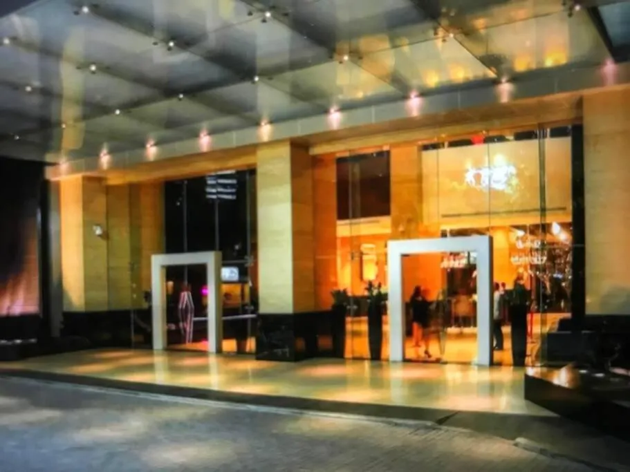 54F Studio Gramercy Wifi Netflix Free Use Of Gym Pool Sauna Manila Apartment