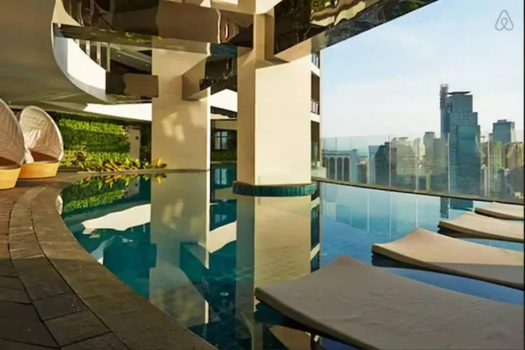 Apartment 54F Studio Gramercy Wifi Netflix Free Use Of Gym Pool Sauna Manila