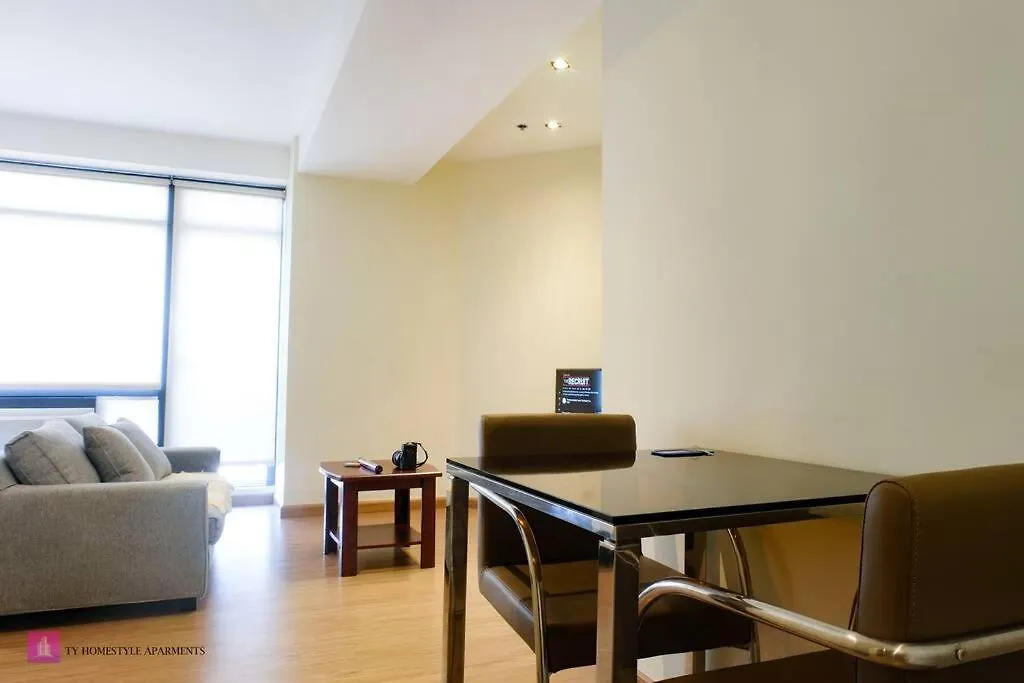 54F Studio Gramercy Wifi Netflix Free Use Of Gym Pool Sauna Manila 0*,
